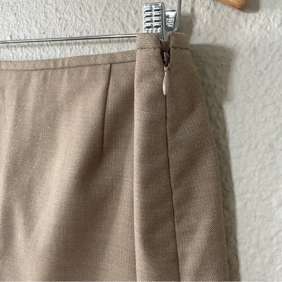 Antonio Melani Pencil Skirt Women’s 14 Beige Shimmer Ruffle Side Zipper Flounce - Picture 4 of 10